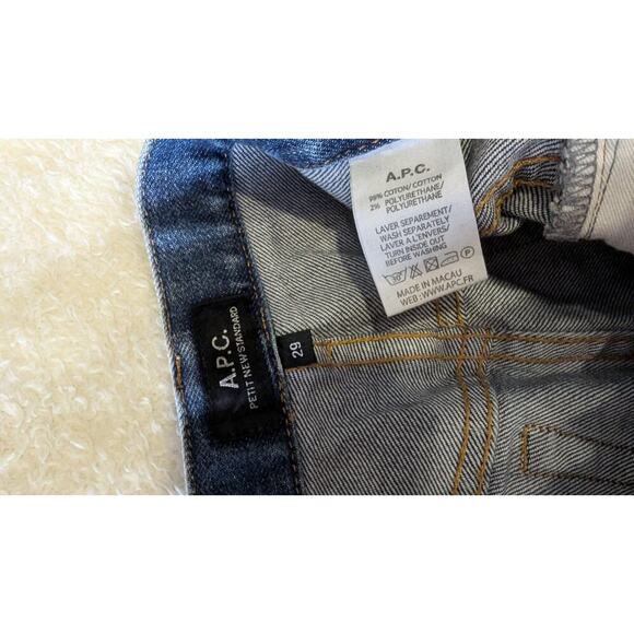 $270 A.P.C. PETIT NEW STANDARD Button Fly Straight 31" Inseam Jeans Size 29 - Picture 6 of 11